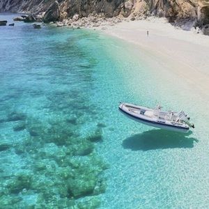 Meet your Posher, Faranaz